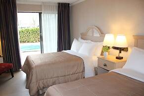 Confederation Place - Hotel