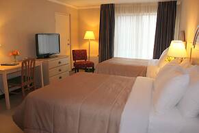 Confederation Place - Hotel