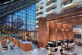 DoubleTree by Hilton Hotel Newark Airport