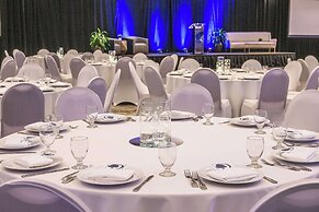 DoubleTree by Hilton Hotel Newark Airport