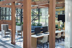 DoubleTree by Hilton Hotel Newark Airport