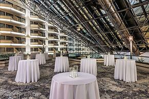 DoubleTree by Hilton Hotel Newark Airport