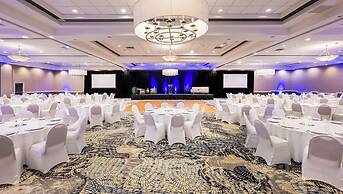 DoubleTree by Hilton Hotel Newark Airport