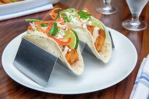 DoubleTree by Hilton Hotel Newark Airport