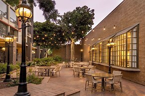 DoubleTree by Hilton Hotel San Bernardino