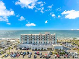 Holiday Inn Resort Oceanfront at Surfside Beach, an IHG Hotel