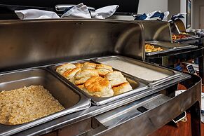 Holiday Inn Resort Oceanfront at Surfside Beach by IHG