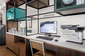 Holiday Inn Resort Oceanfront at Surfside Beach by IHG