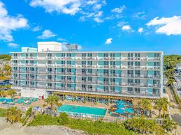 Holiday Inn Resort Oceanfront at Surfside Beach by IHG