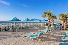Holiday Inn Resort Oceanfront at Surfside Beach by IHG