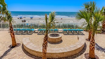 Holiday Inn Resort Oceanfront at Surfside Beach by IHG
