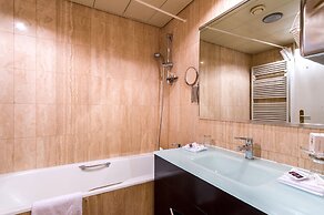 Hotel Century