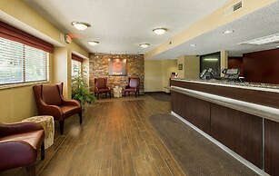 Red Roof Inn PLUS+ Wilmington - Newark