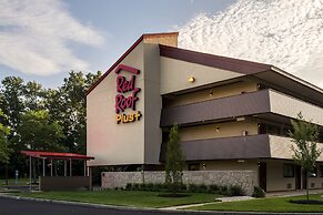 Red Roof Inn PLUS+ Wilmington - Newark