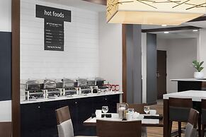 Holiday Inn Ottawa East by IHG