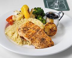 Holiday Inn Ottawa East by IHG