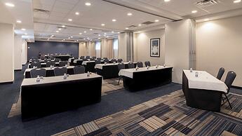Holiday Inn Ottawa East by IHG