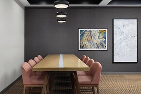 Holiday Inn Ottawa East by IHG