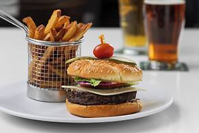 Holiday Inn Ottawa East by IHG