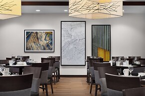 Holiday Inn Ottawa East by IHG