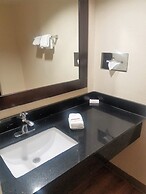 Red Roof Inn & Suites Houston - Hobby Airport