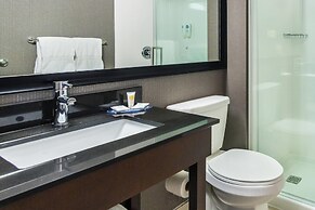 Comfort Inn Highway 401