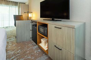 Comfort Inn Highway 401