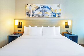 Comfort Inn Highway 401