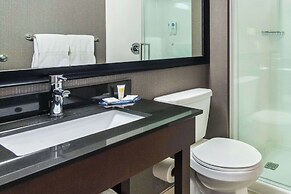 Comfort Inn Highway 401