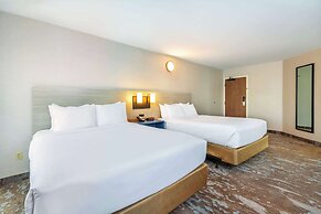 Comfort Inn Highway 401