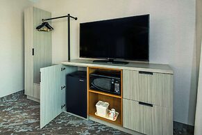 Comfort Inn Highway 401