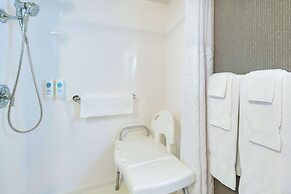 Comfort Inn Highway 401