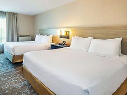 Comfort Inn Highway 401