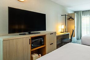 Comfort Inn Highway 401