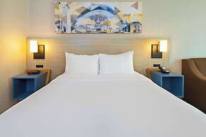 Comfort Inn Highway 401