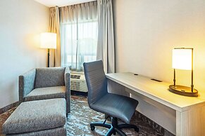 Comfort Inn Highway 401