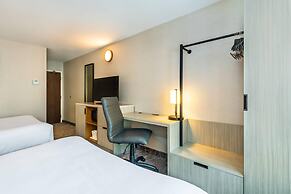 Comfort Inn Highway 401