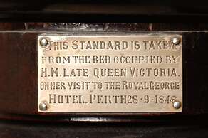 The Royal George Hotel