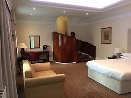 The Royal George Hotel