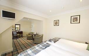 The Royal George Hotel