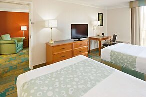 La Quinta Inn & Suites by Wyndham Nashville Airport/Opryland