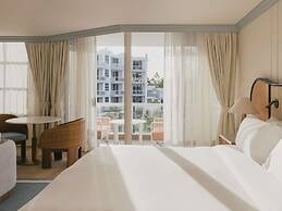 Elysium Noosa Resort - MGallery Collection