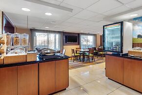 Fairfield by Marriott Inn & Suites Portland Maine Airport