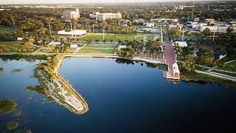 Home 1 Suites Extended Stay - Kissimmee