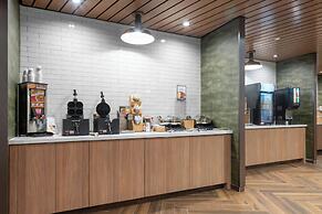 Fairfield Inn & Suites by Marriott Dallas DFW Airport North/ Irving