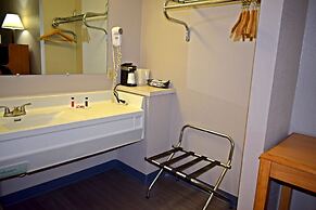 Super 8 by Wyndham Fort Chiswell/Wytheville Area