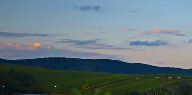 Super 8 by Wyndham Fort Chiswell/Wytheville Area