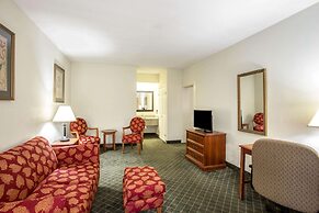 Clarion Inn & Suites