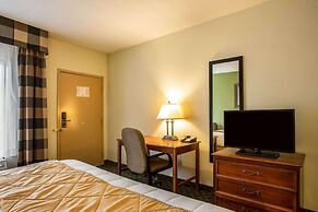 Clarion Inn & Suites Aiken South