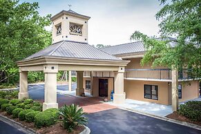 Clarion Inn & Suites Aiken South